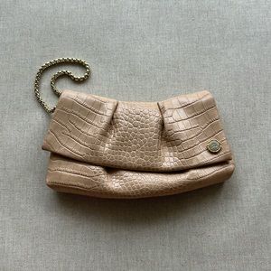 NWOT Henri Bendel Embossed Leather Wristlet in Tan